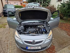 Opel Astra 1.4 Turbo 140k M6 Enjoy (benzín) 1.majiteľ - 10