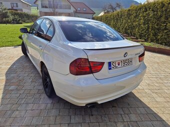 BMW 318D - 10