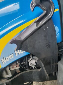 Čelný nakladač New Holland s podväzom - 10