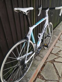 Trek Madone carbon (ako giant, bianchi, spezialized) - 10