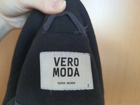 Čierny vlnený kabát Vero Moda - 10