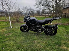 Yamaha MT09 - 10