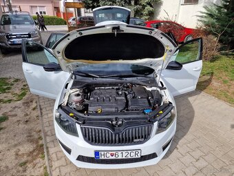 Škoda Octavia Combi III 2.0 TDi DSG 185k RS Panorama diesel - 10