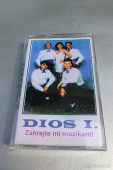 Zbierka CD nosičov a MC kazeta - 10