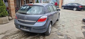 OPEL ASTRA H - 10