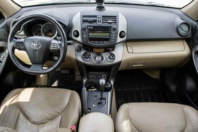 Toyota RAV4 2.2l D-CAT 150 Premium A/T - 10