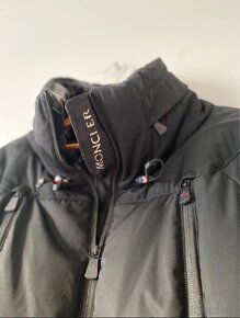 Moncler Grenoble bunda size 2 / M elegant black - 10