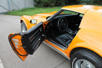 1977 Chevrolet Corvette 350 V8, 4-st manuál, orig. stav - 10