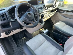 VW Transporter T6 - 2.0 TDI Ambulancia DSG - 4x4 - 10