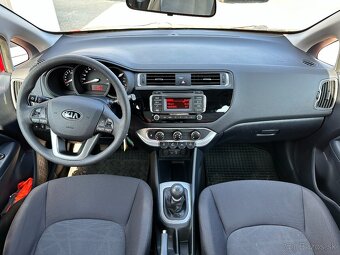 Kia Rio - 10