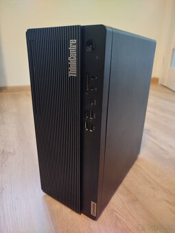 Lenovo / AMD RYZEN 3 / 16GB RAM / 256GB m.2 / Windows 11 - 10