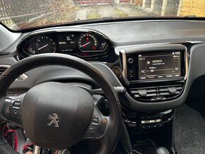 Peugeot 2008 1,2PureTech - 10