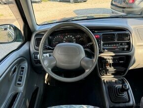 Suzuki Grand Vitara VX 1.6i 69kW 4x4 - 10