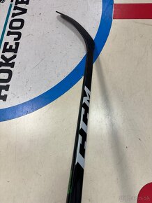 UPLNE NOVA PROFI HOKEJKA CCM RIBCOR TRIGGER 4 PRO CUSTOM PRO - 10