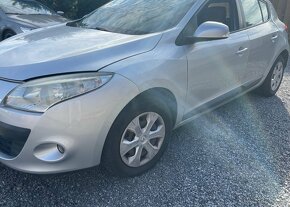 Rozpredam Renault Megane III 1.5 DCI K9KJ8 2010 - 10