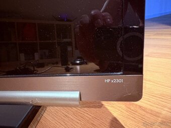 LCD monitor HP model HP x2301 - 10