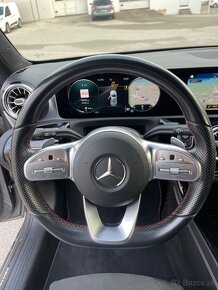 Mercedes-Benz A200d AMG 4matic - 10