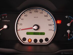 Hyundai i10 Benzín 80000 km Klíma - 10