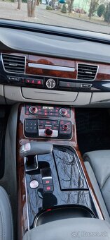 AUDI A8 4,2  V8  QUATTRO TIPTRONIC AUTOMAT - 10