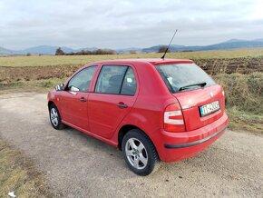 škoda fabia 1.2 htp 47kw rv 2005 palubný pc,elektrické okná - 10