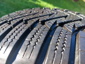 205/50 r17 zimne pneumatiky - 10