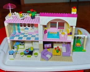 Lego friends - 10