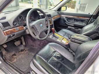 BMW 730i E38 V8 - 10