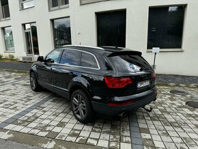 Audi Q7 3,0 TDi - 10