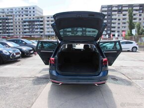 Volkswagen Passat Variant 2.0 TDI EVO Elegance DSG - 10