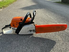 Predám motorovú pílu Stihl MS261 - 10