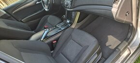 Hyundai i 40 CW, 1,7 CRDI, AUTOMAT - 10