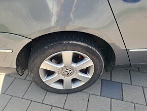 Vovkswagen Passat 2.0 tdi stav - 10