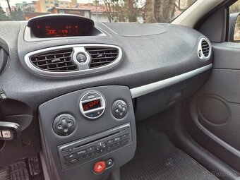 Renault Clio 1.2i - 10