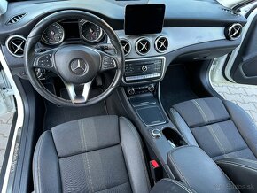 Mercedes-Benz GLA 200 D 4MATIC A/T - 10