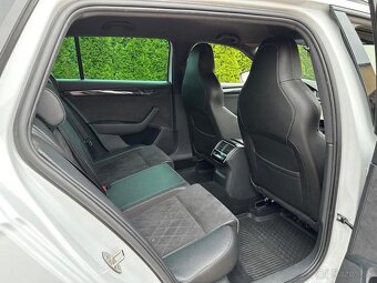 Superb Combi III 2,0 TDI Sportline 140kW Top stav - 10