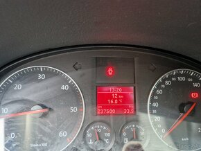 VW Touran 1,9tdi bez DPF,6 rýchlostný - 10