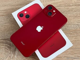 iPhone 13 128GB Product Red - 10