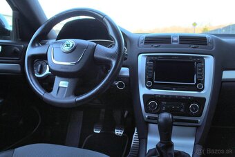 Škoda Octavia Combi 2.0 TDI RS - 10