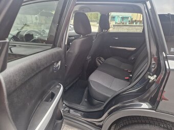 Suzuki Vitara 1.6 benzin Premium 2WD automat - 10