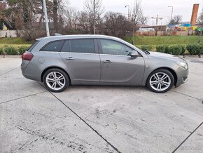 Opel Insignia - 10