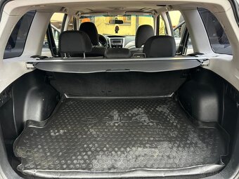 Predám SUBARU FORESTER  2.0, Nahradné diely/Oprava - 10