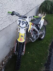 Suzuki RMZ-250 2009 - 10