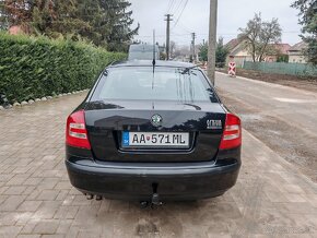 ŠKODA OCTAVIA SEDAN II 1.9 TDI 77KW ELEGANCE ŤAŽNÉ - 10