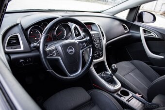 Opel Astra Sport Tourer ST 1.7 CDTI ECOTEC Cosmo - 10