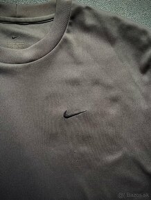 Funkčne tričko Nike s dlhým rukavom M - 10