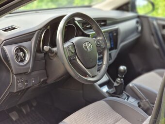 Toyota Auris Touring Sports 1.2 Turbo Executive - 10