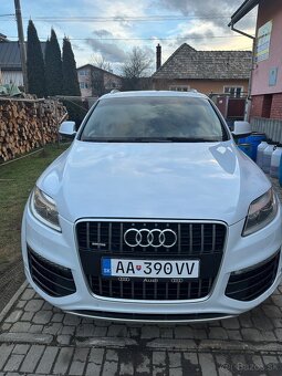 Audi Q7 v12 - 10