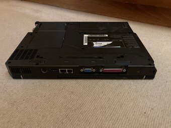 IBM ThinkPad R30 - 10