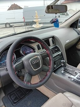 AUDI Q7 7MIESTNÝ PANORAMA - 10