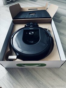 iRobot Roomba i7 - 10